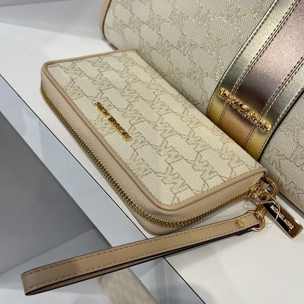 Michael Kors Jet Set Travel Large Phone Case Wristlet Wallet MK Natural Multi